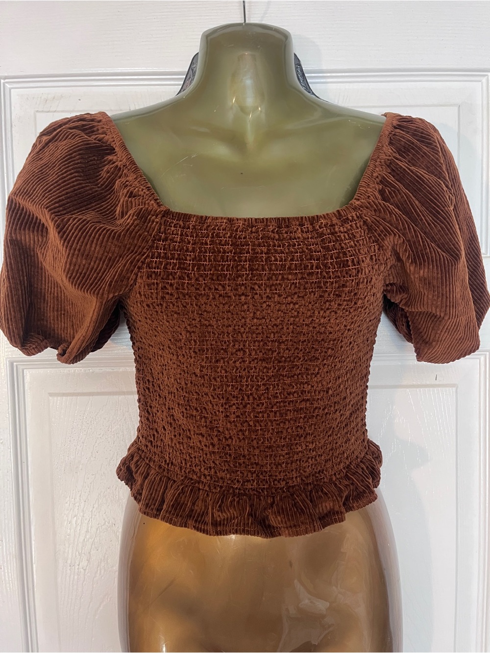 American Eagle Outfitters Brown Smocked Corduroy Puff Sleeve Crop Top